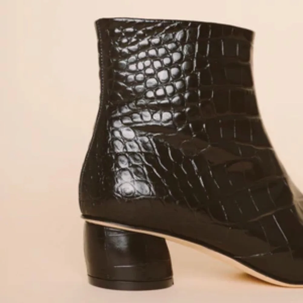 NEW LoQ Matea Crocodile Embossed Leather Ankle Boots Sz. 36 (US 5.5)